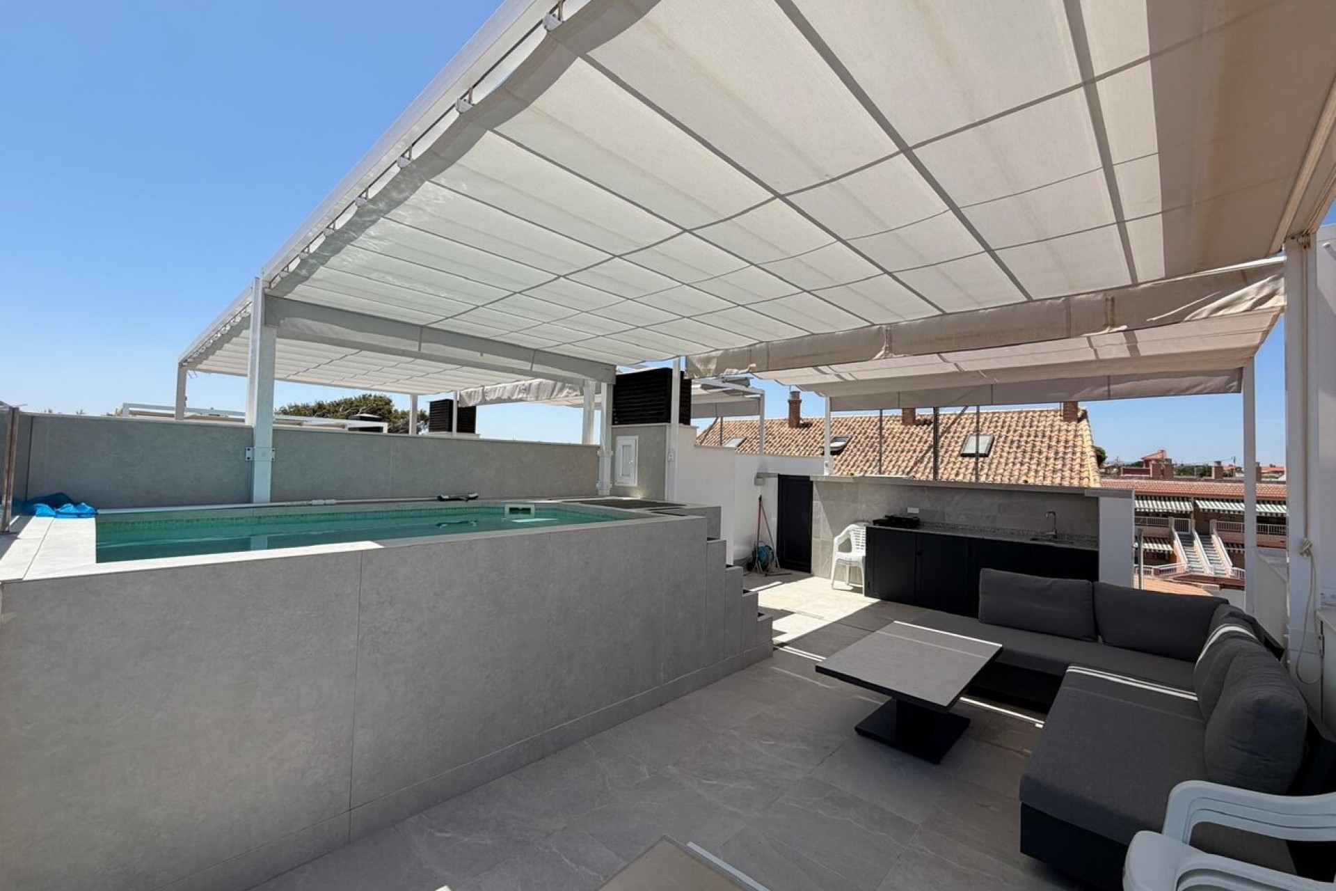 Brukt - Town House -
Torre de la Horadada - Costa Blanca