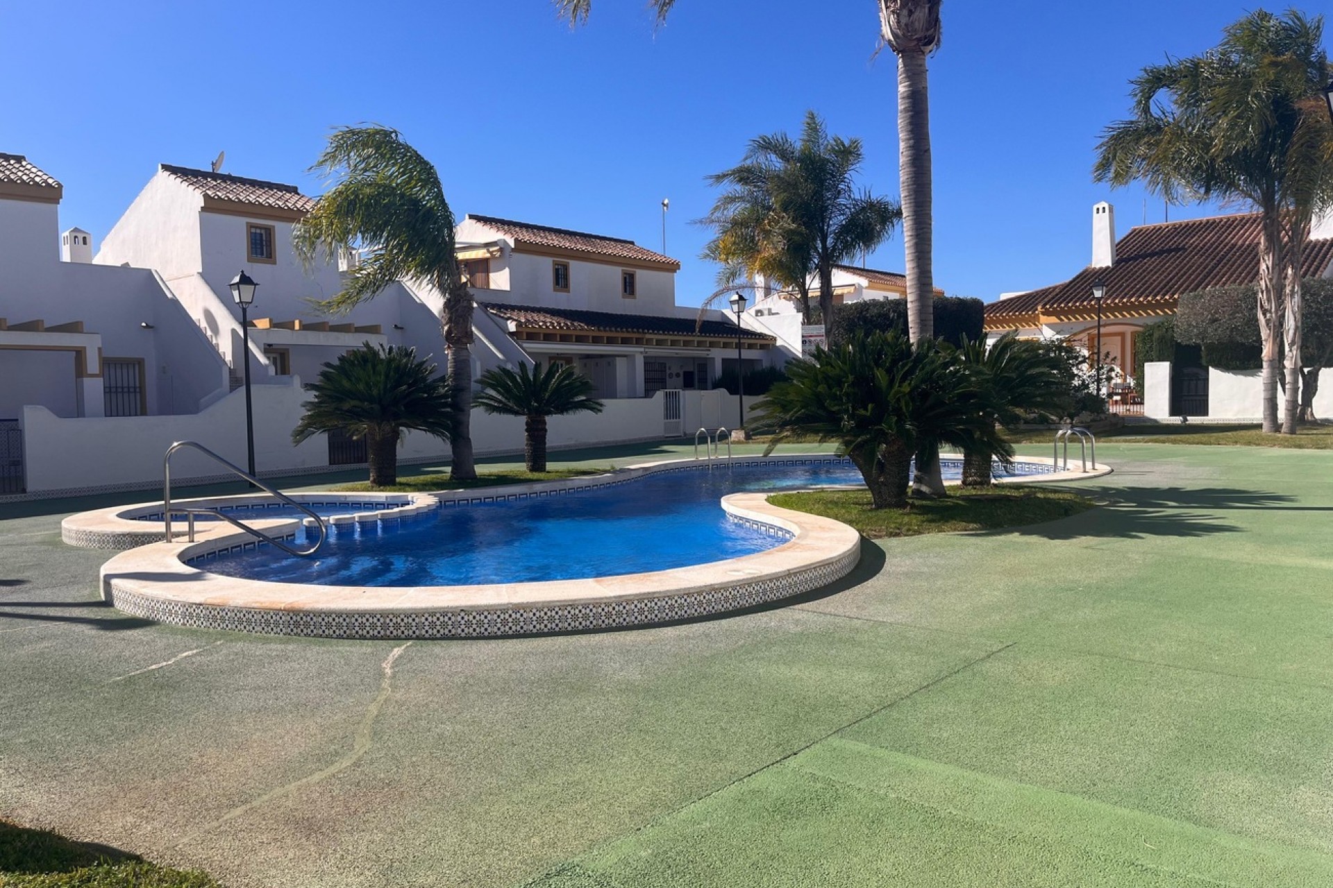 Brukt - Town House -
Torre de la Horadada - Costa Blanca
