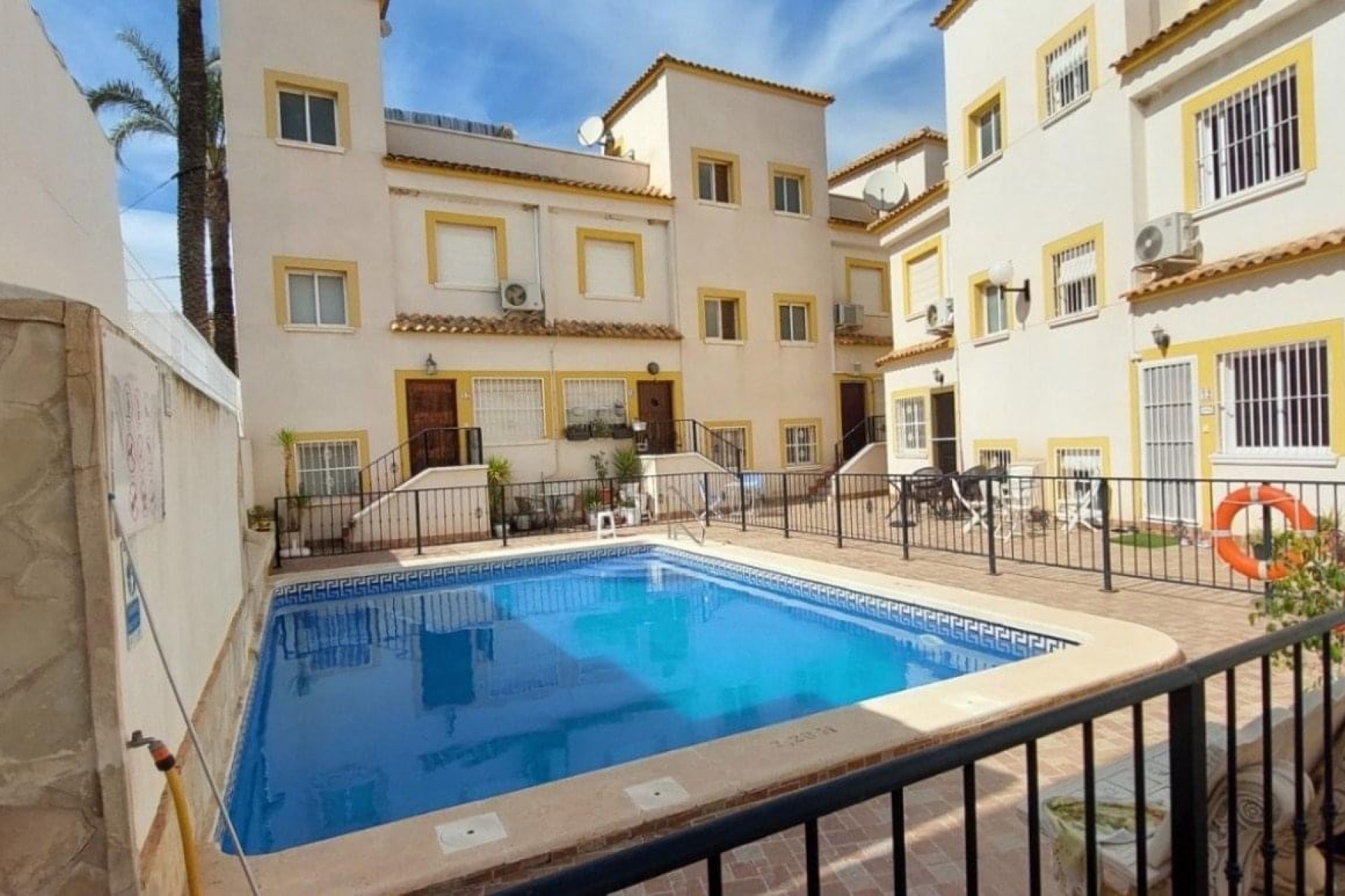 Brukt - Town House -
Torremendo - Costa Blanca