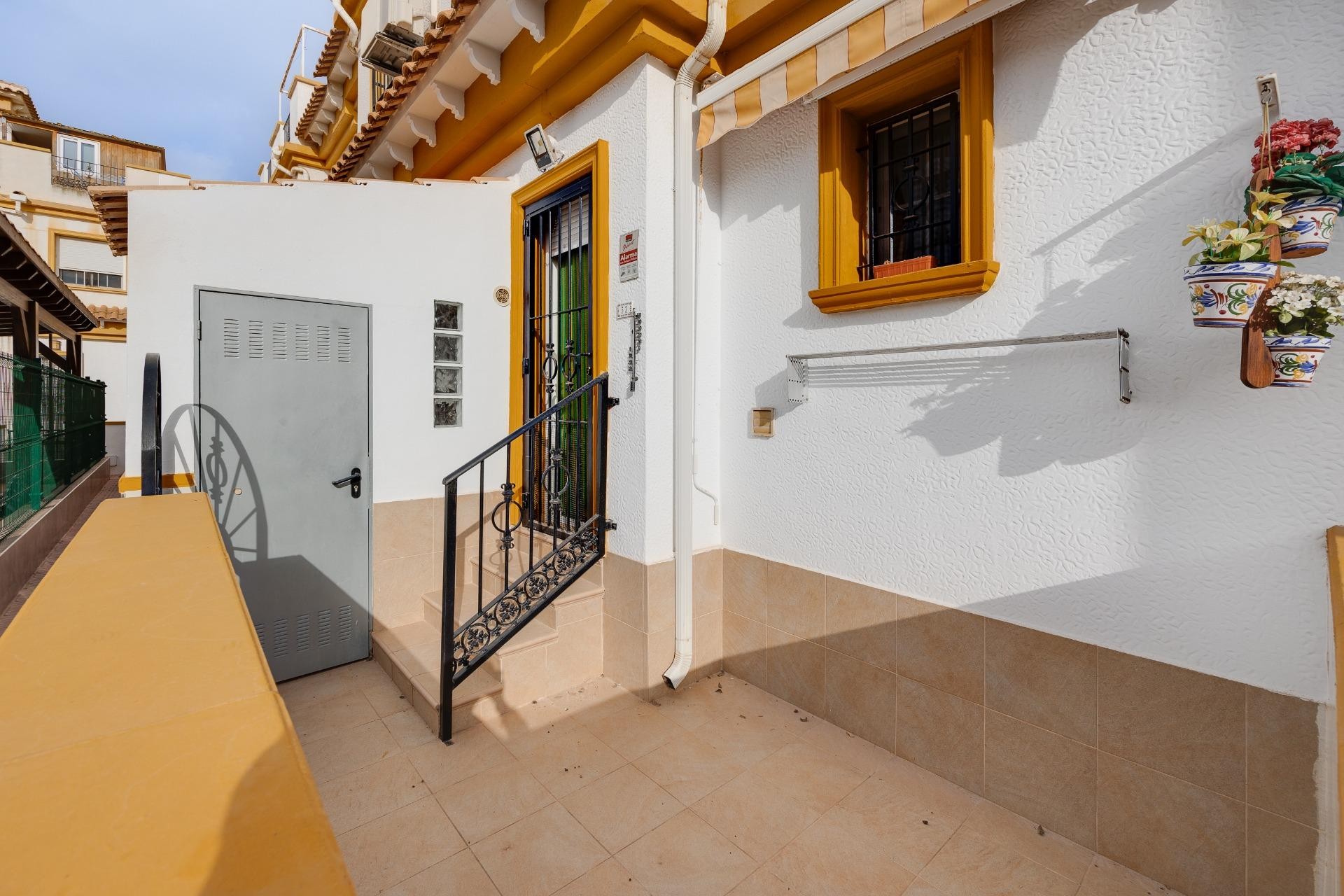 Brukt - Town House -
Torrevieja - Aguas Nuevas 2