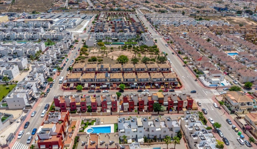 Brukt - Town House -
Torrevieja - aguas nuevas