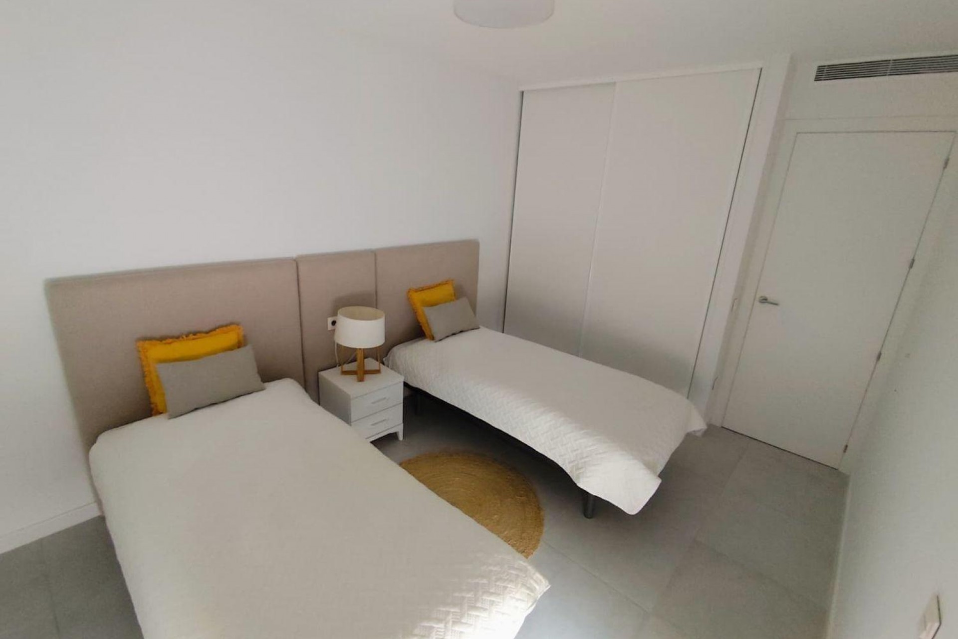 Brukt - Town House -
Torrevieja - aguas nuevas