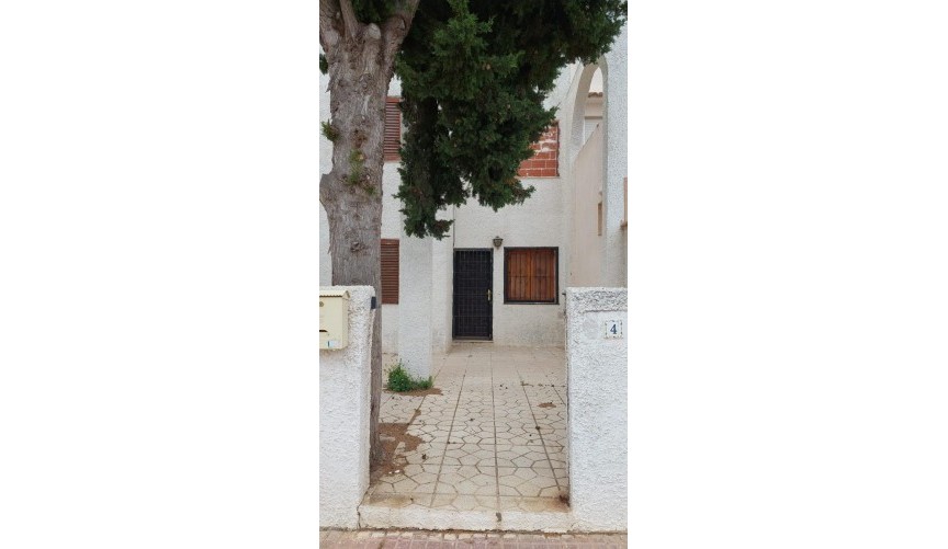 Brukt - Town House -
Torrevieja - aguas nuevas