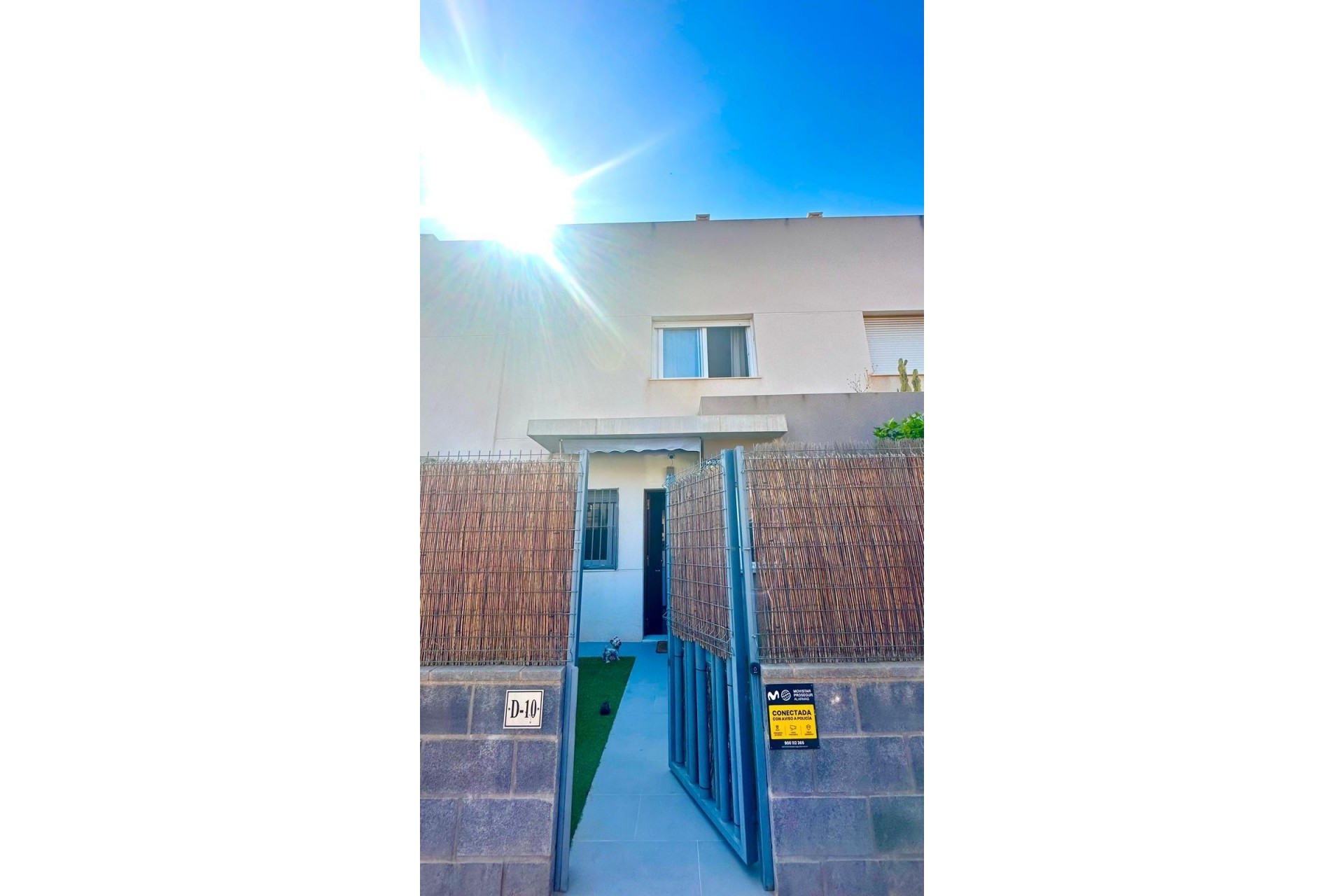 Brukt - Town House -
Torrevieja - aguas nuevas