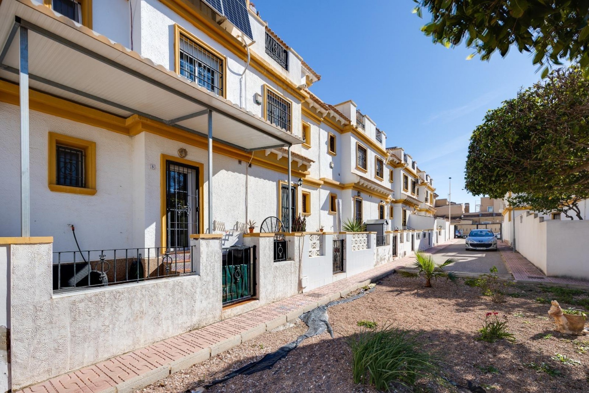 Brukt - Town House -
Torrevieja - aguas nuevas