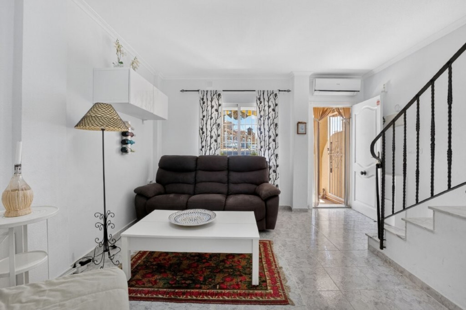 Brukt - Town House -
Torrevieja - aguas nuevas