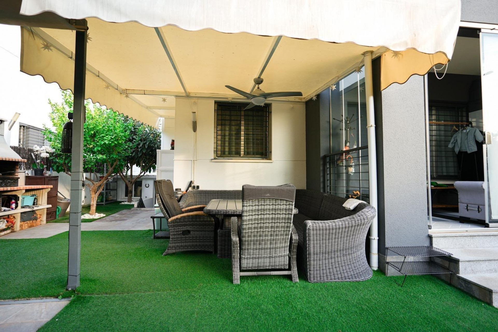 Brukt - Town House -
Torrevieja - aguas nuevas
