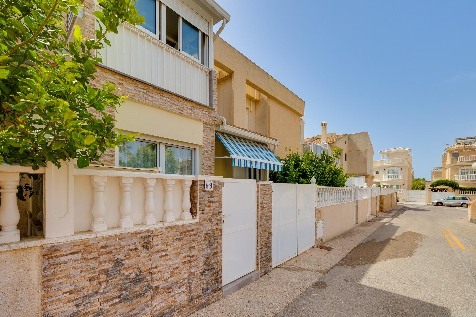 Brukt - Town House -
Torrevieja - aguas nuevas