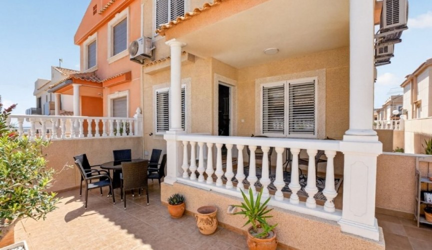Brukt - Town House -
Torrevieja - Cabo Cervera