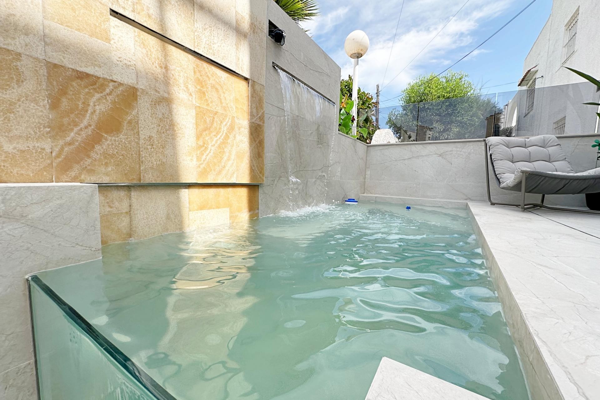 Brukt - Town House -
Torrevieja - Calas Blanca