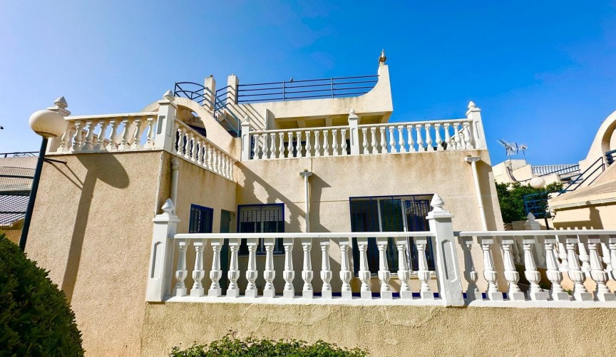 Brukt - Town House -
Torrevieja - Carrefour