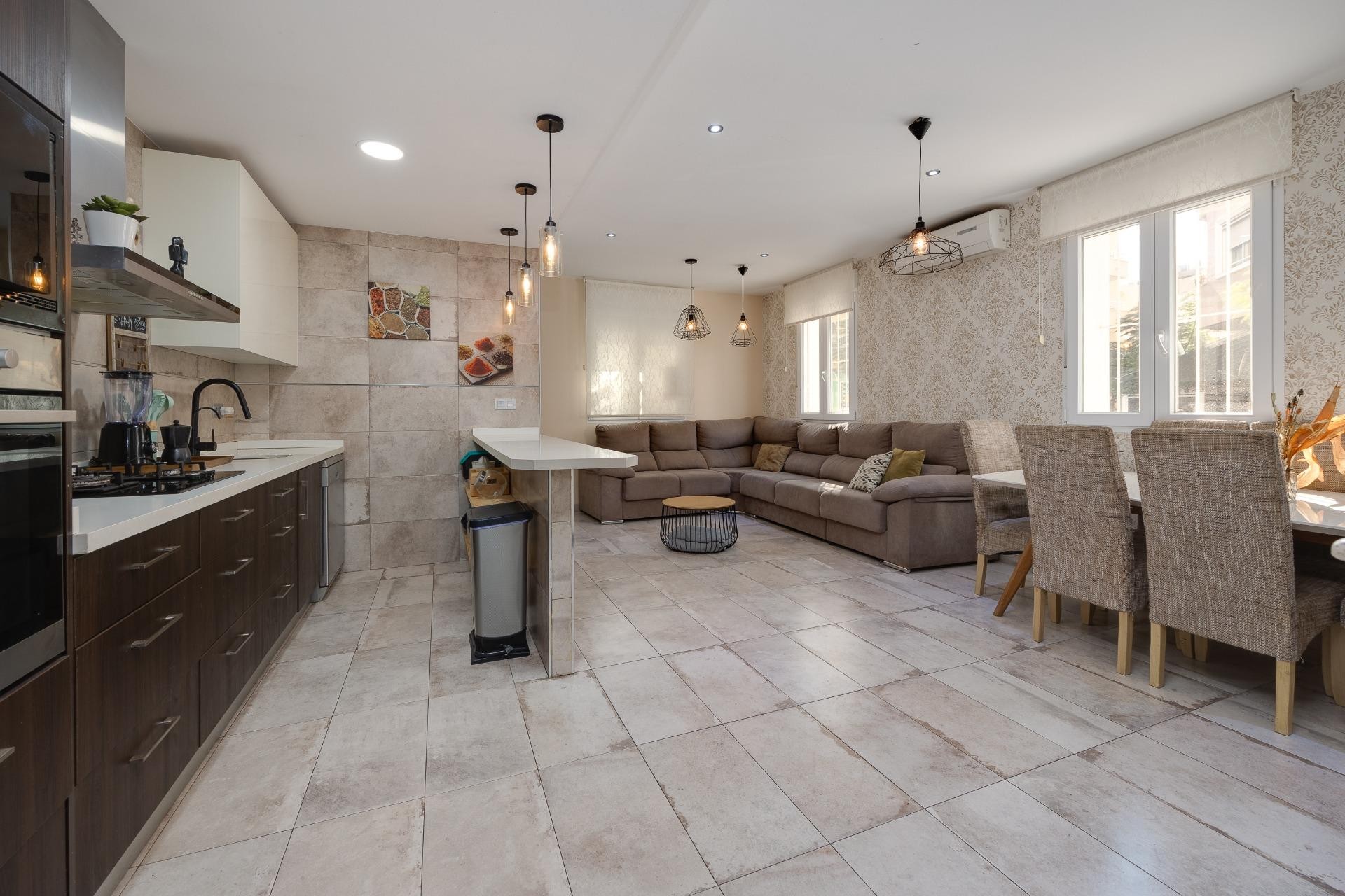 Brukt - Town House -
Torrevieja - Centro