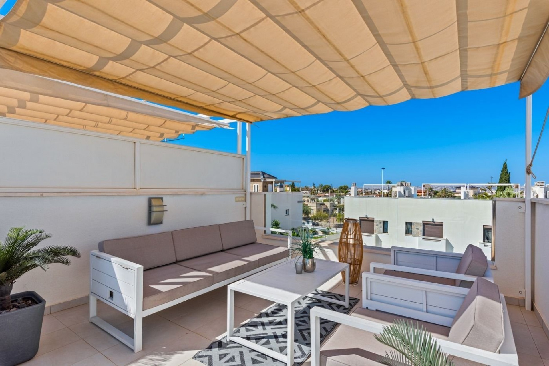 Brukt - Town House -
Torrevieja - Costa Blanca