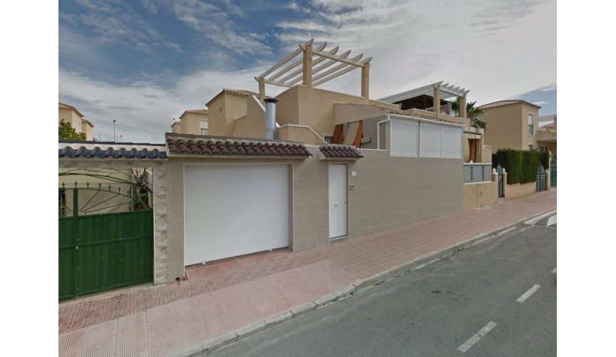 Brukt - Town House -
Torrevieja - Costa Blanca