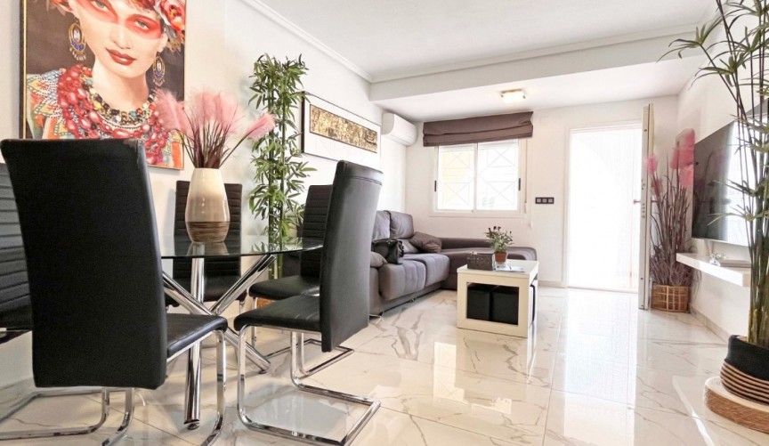 Brukt - Town House -
Torrevieja - Costa Blanca