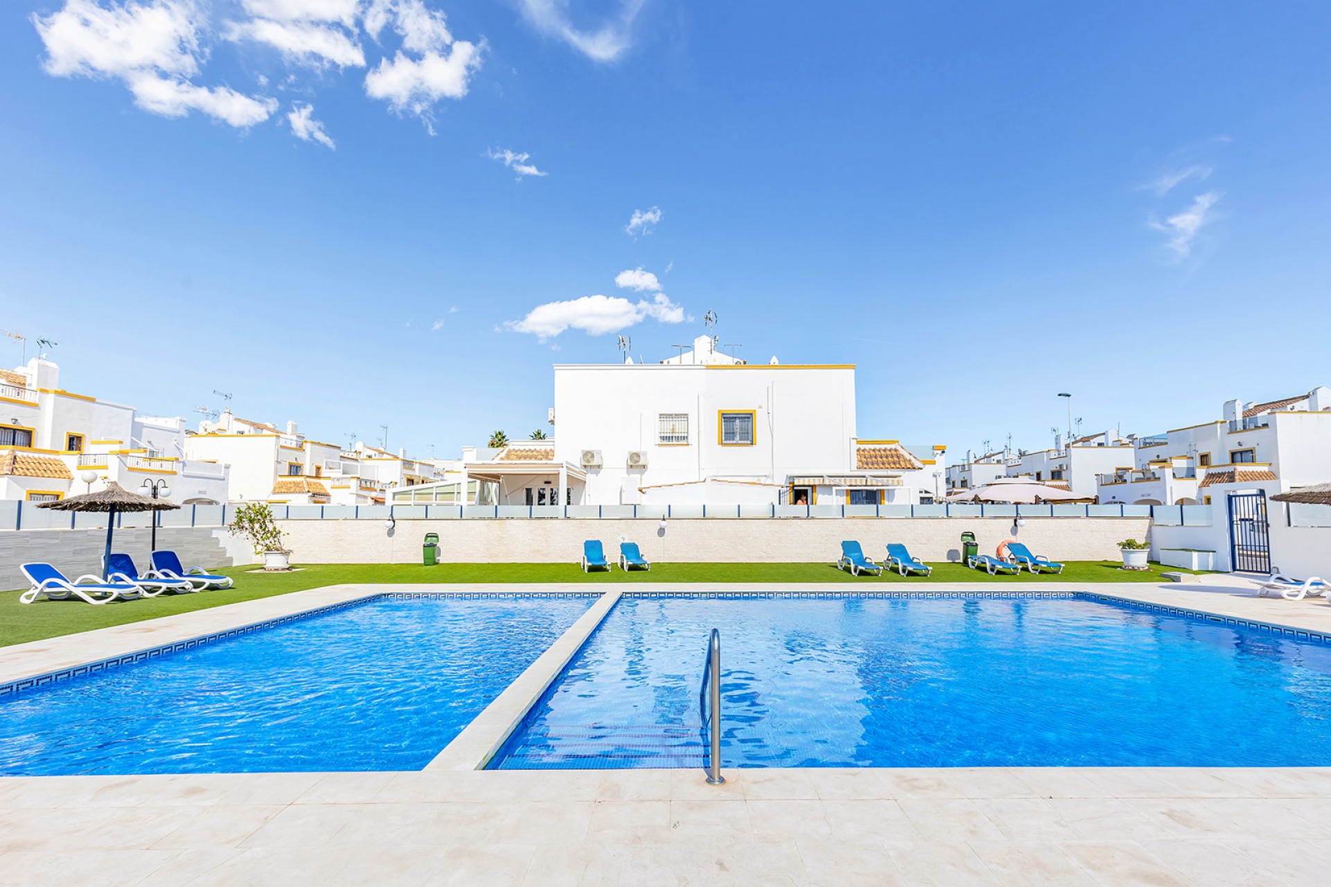 Brukt - Town House -
Torrevieja - Costa Blanca