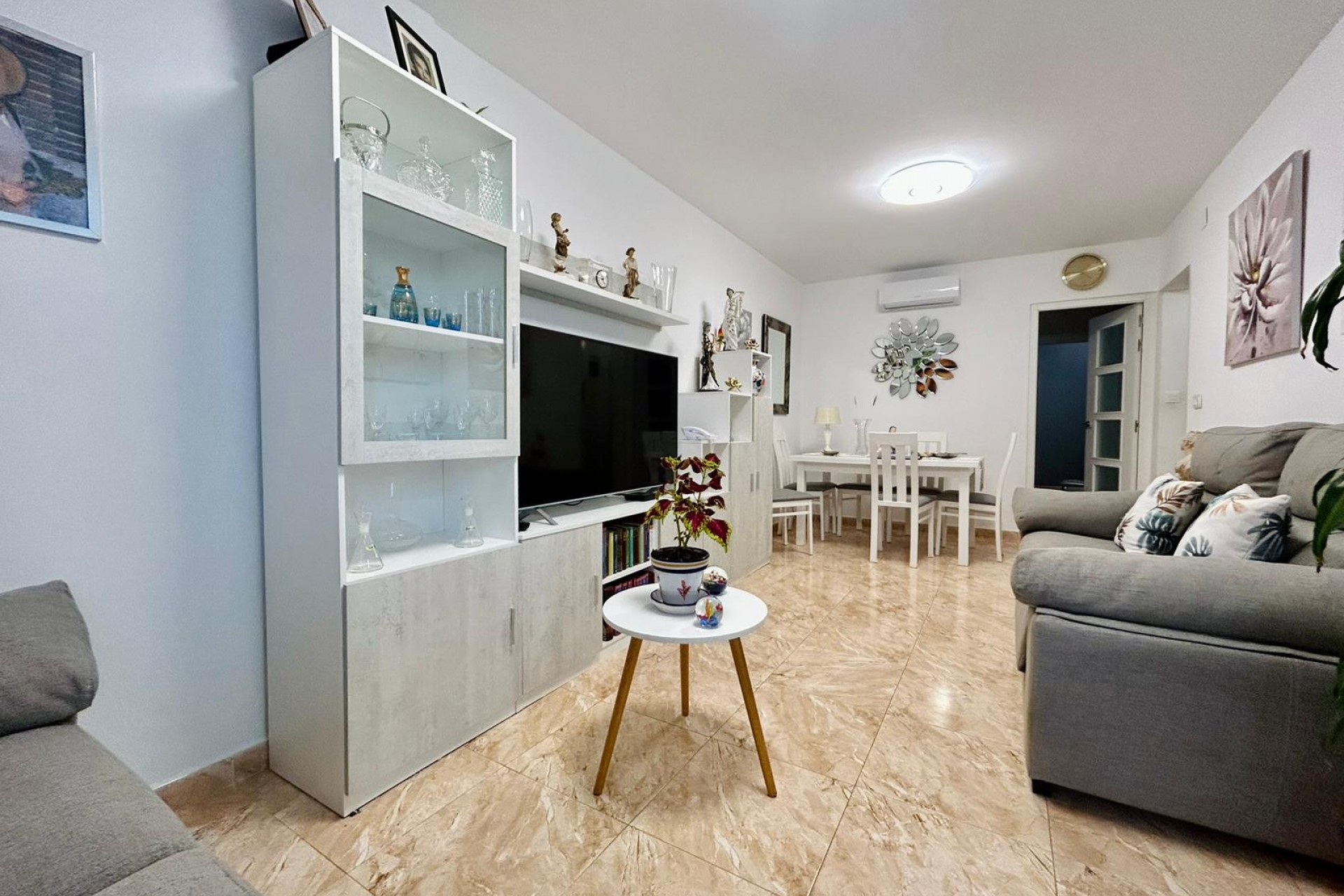 Brukt - Town House -
Torrevieja - Costa Blanca