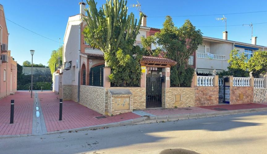 Brukt - Town House -
Torrevieja - Costa Blanca