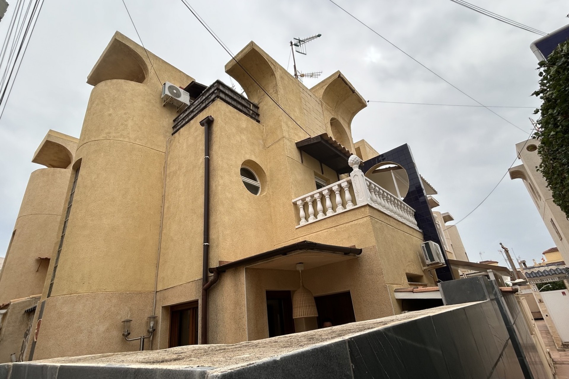 Brukt - Town House -
Torrevieja - Costa Blanca