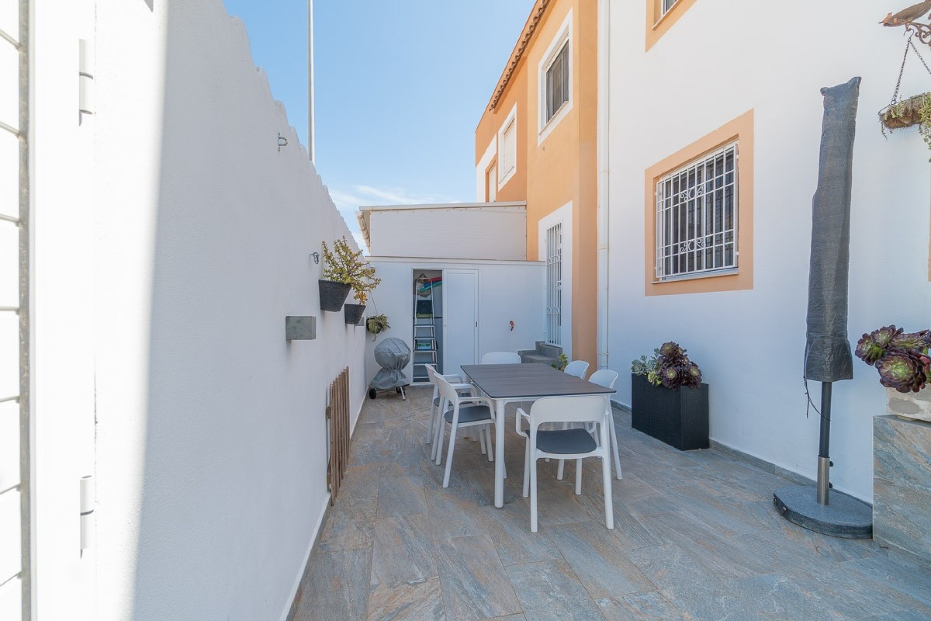 Brukt - Town House -
Torrevieja - Costa Blanca