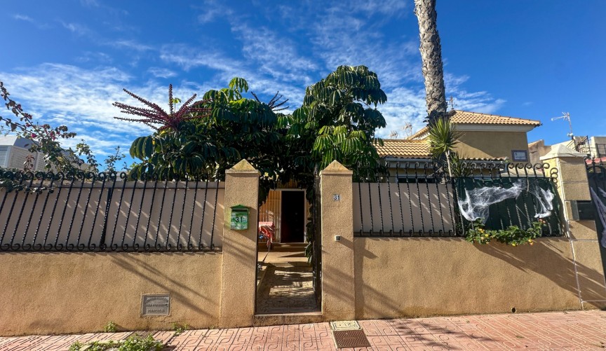 Brukt - Town House -
Torrevieja - Costa Blanca