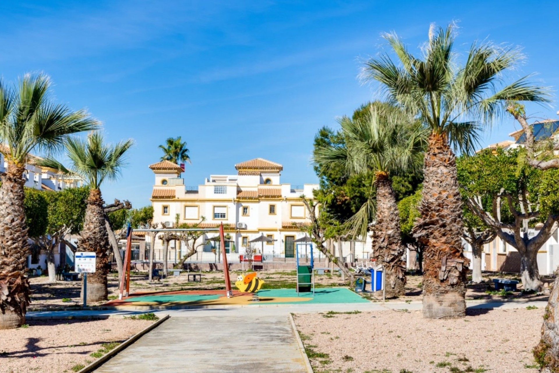 Brukt - Town House -
Torrevieja - Costa Blanca