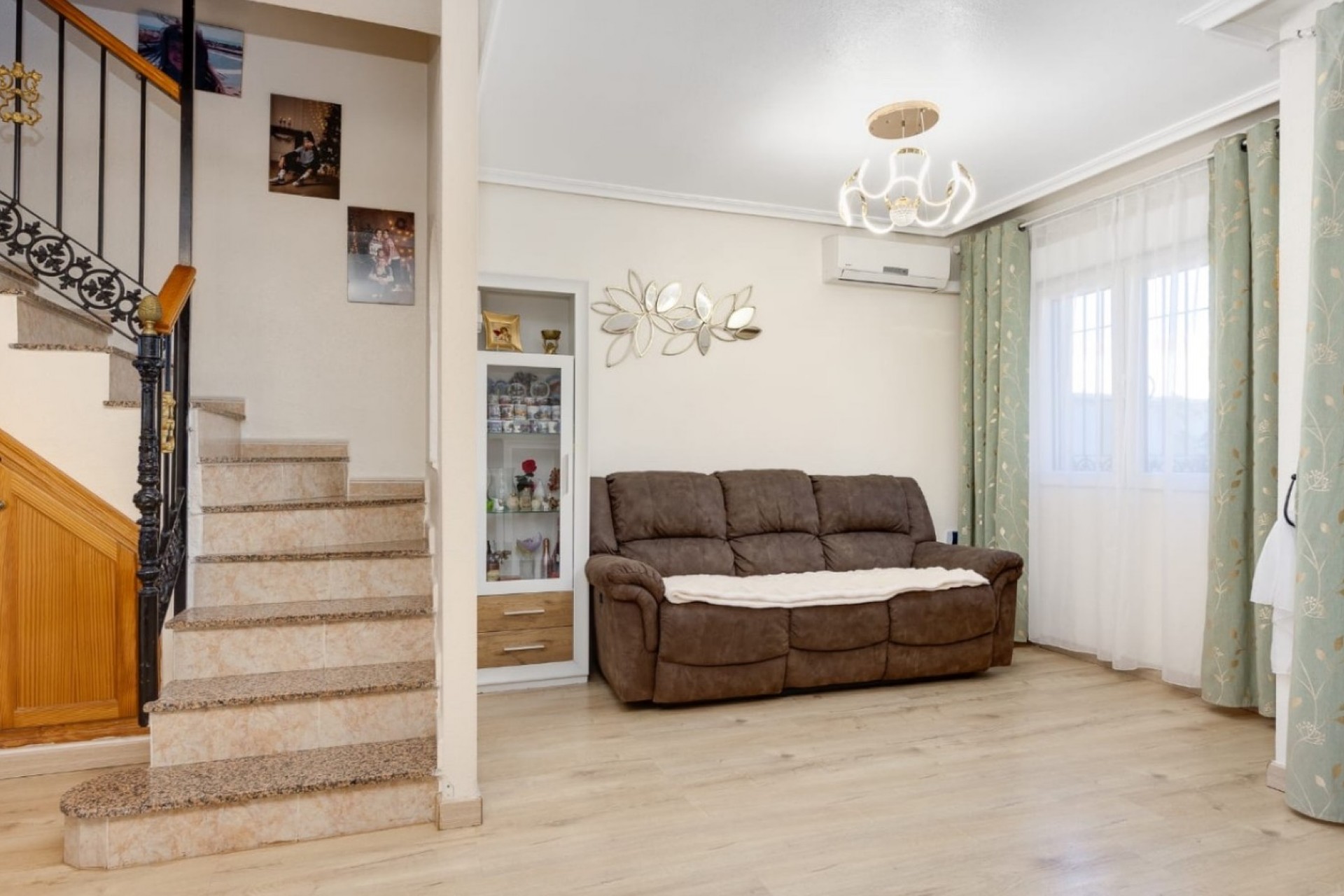 Brukt - Town House -
Torrevieja - Costa Blanca