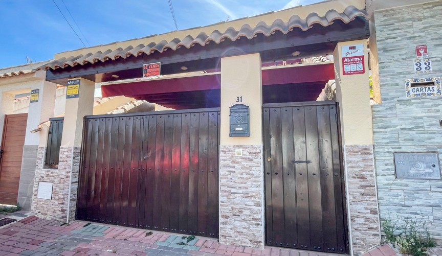 Brukt - Town House -
Torrevieja - Costa Blanca
