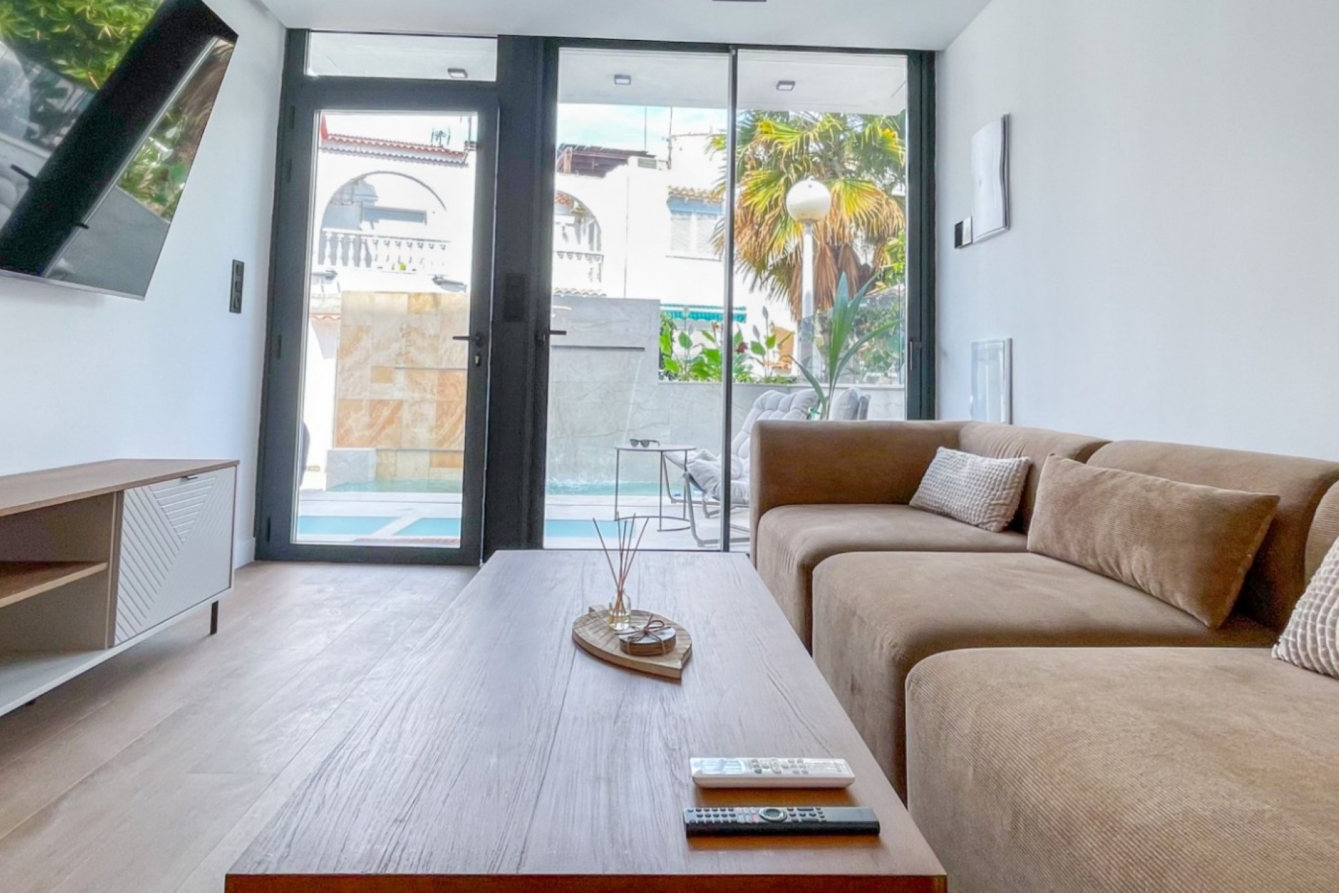 Brukt - Town House -
Torrevieja - Costa Blanca