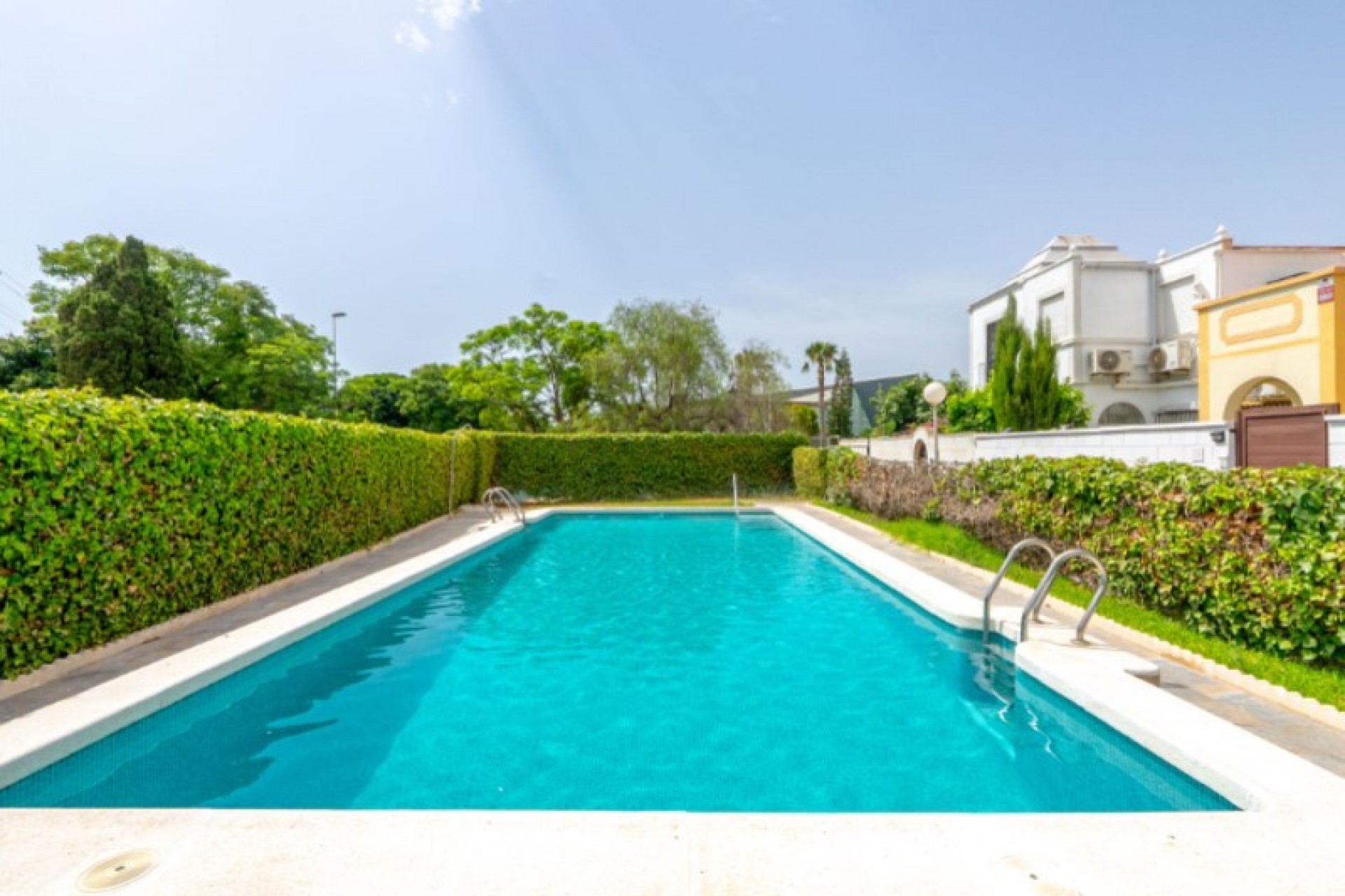 Brukt - Town House -
Torrevieja - Costa Blanca