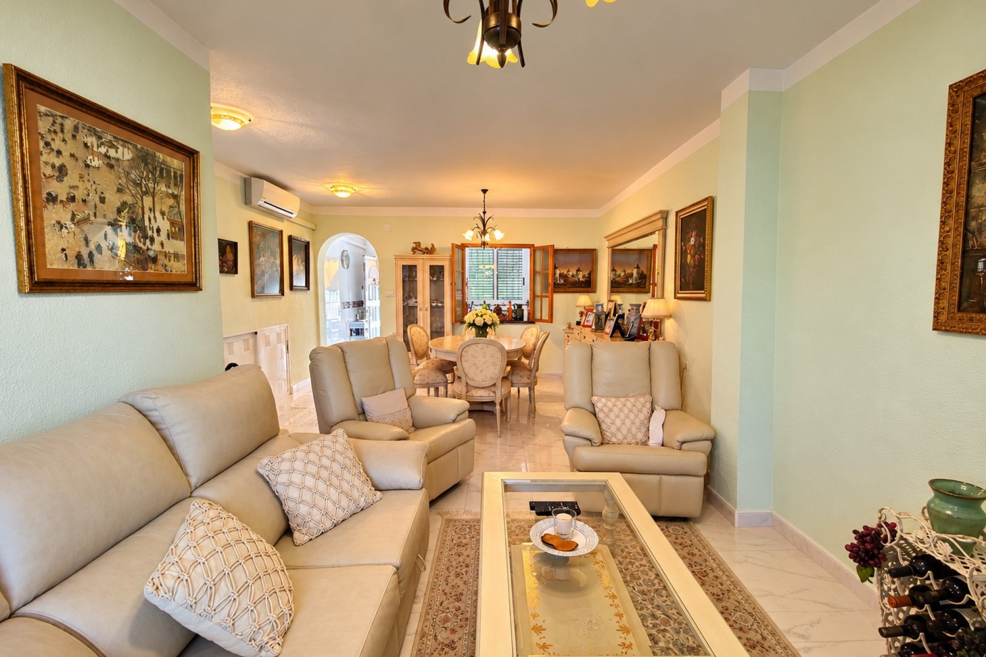 Brukt - Town House -
Torrevieja - Costa Blanca