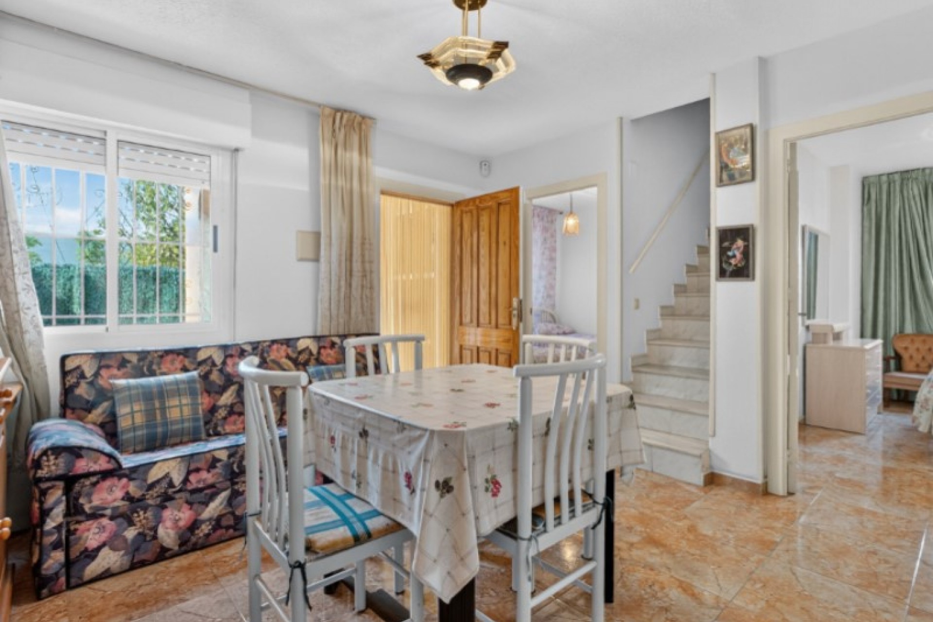 Brukt - Town House -
Torrevieja - Costa Blanca