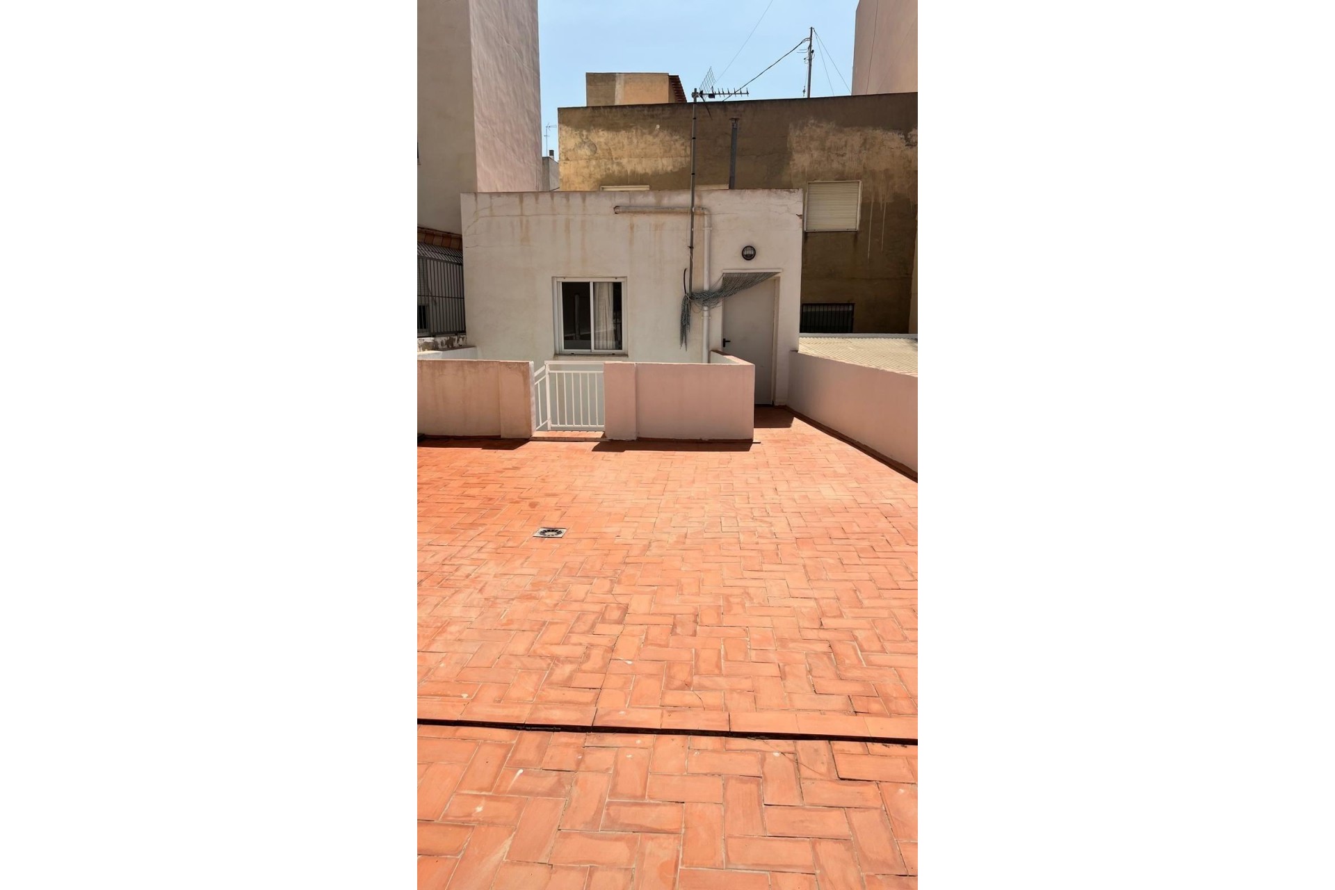 Brukt - Town House -
Torrevieja - Estacion De Autobuses