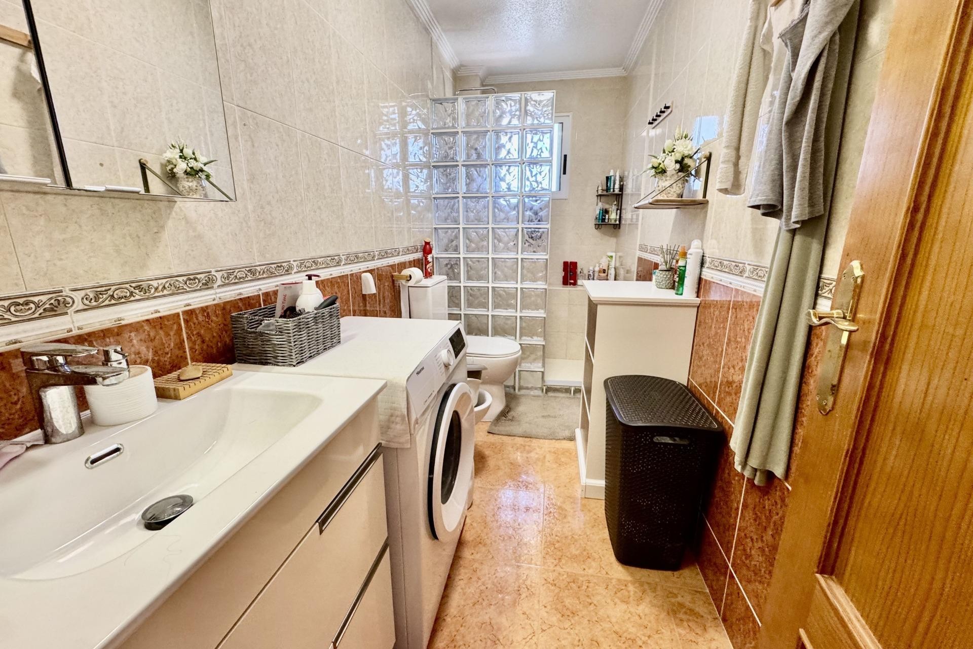 Brukt - Town House -
Torrevieja - La Siesta - El Salado - Torreta
