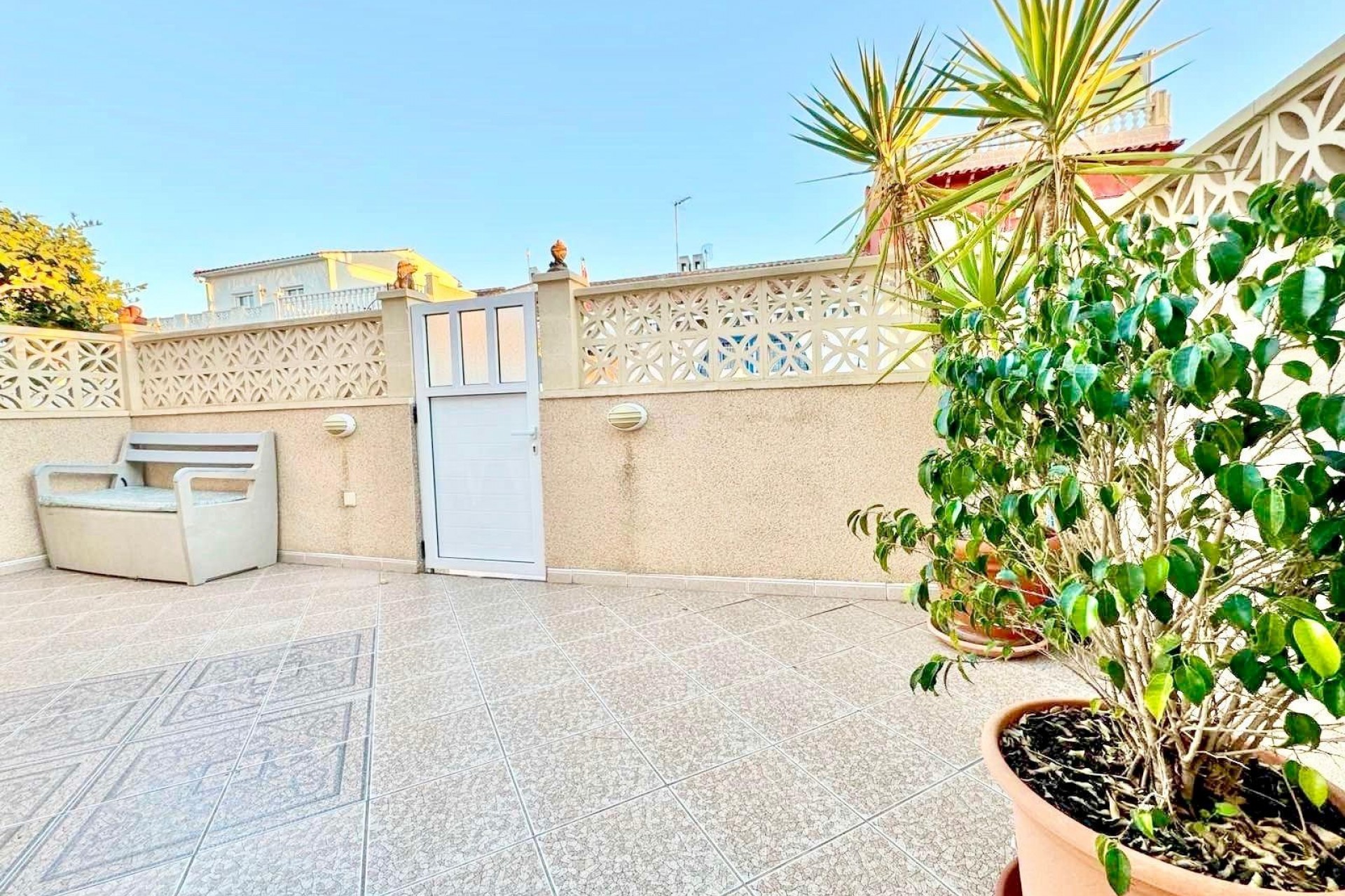Brukt - Town House -
Torrevieja - La Siesta - El Salado - Torreta