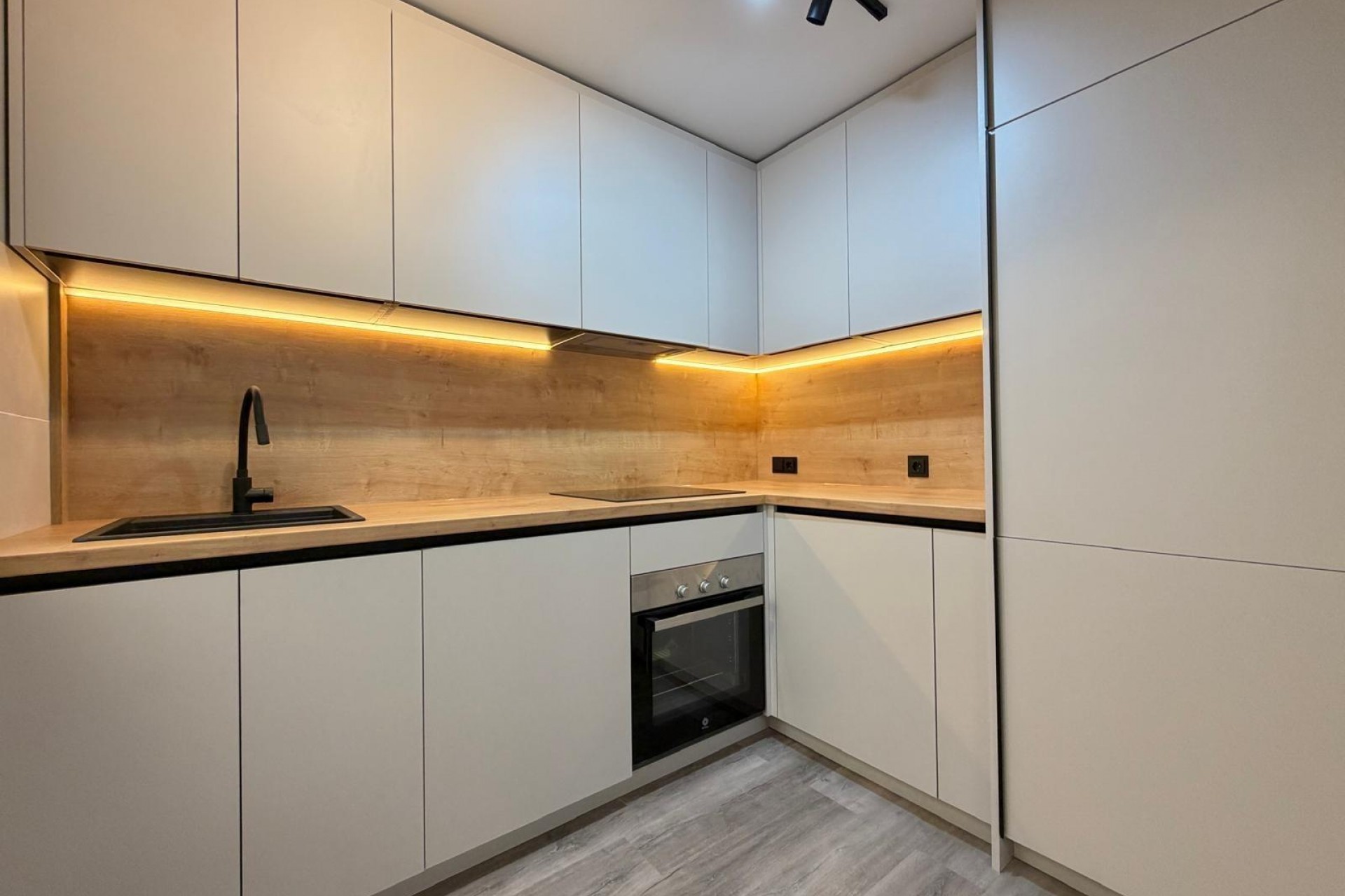 Brukt - Town House -
Torrevieja - Miramar - Torre Del Moro
