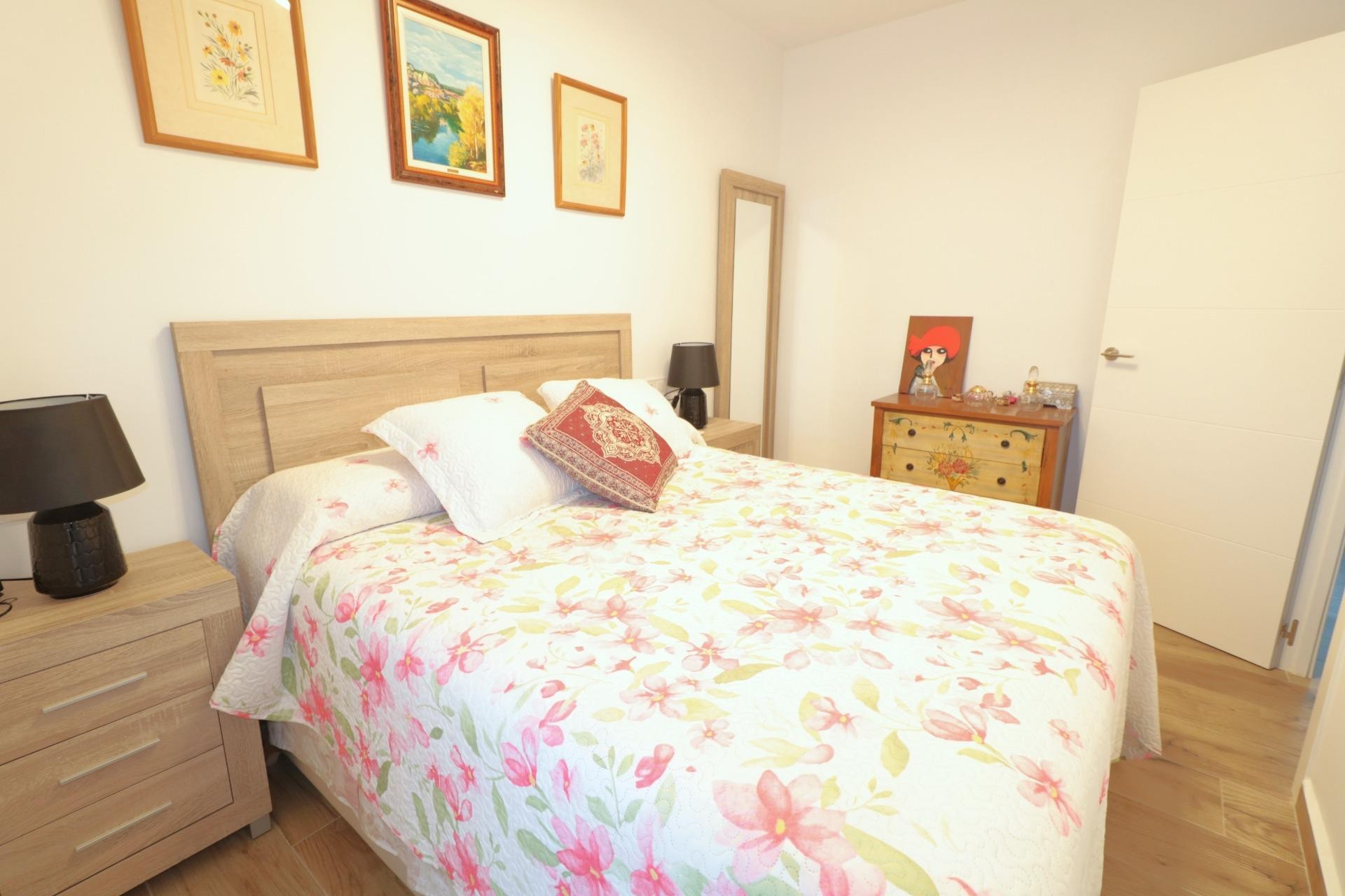 Brukt - Town House -
Torrevieja - Playa De Los Naufragos