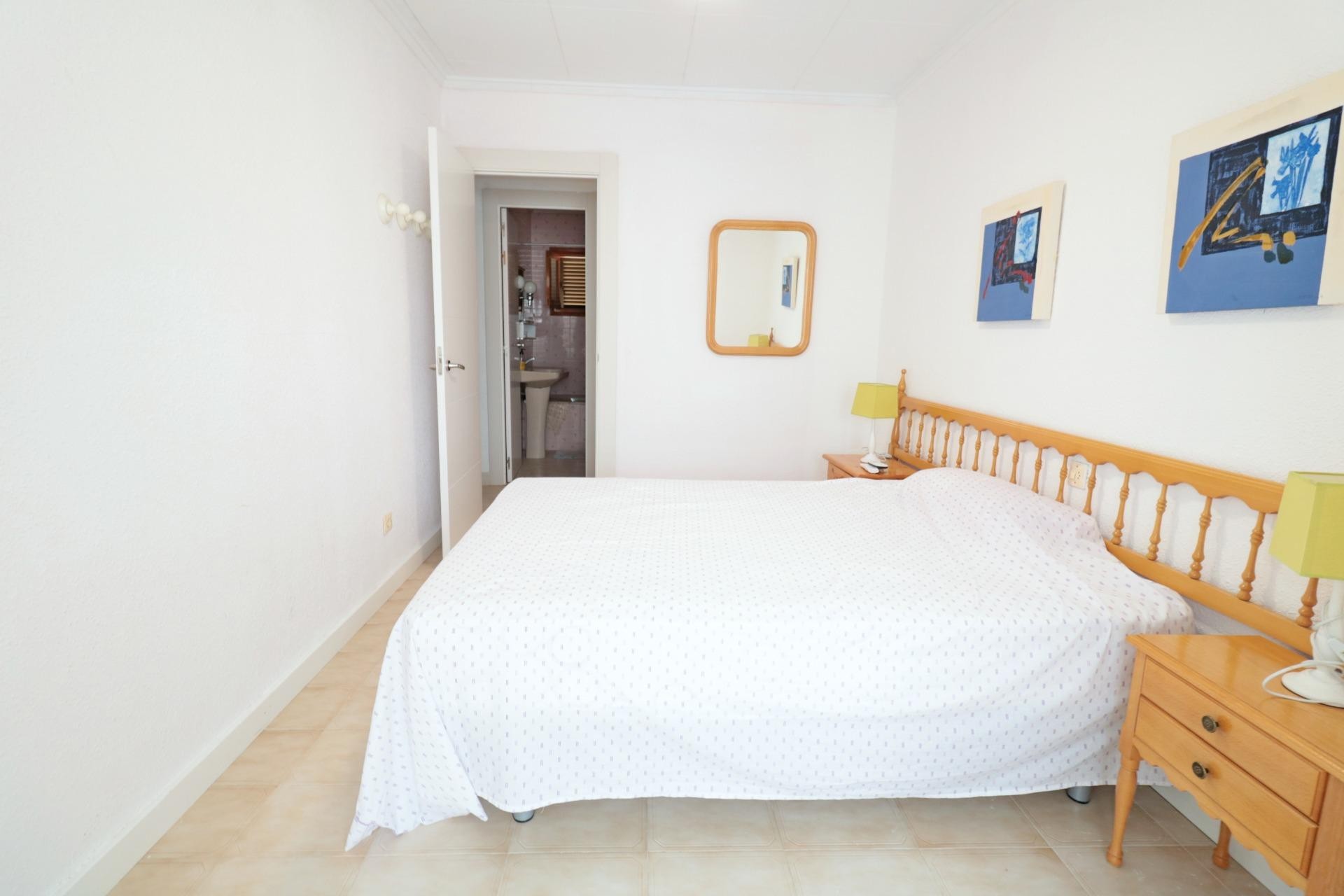 Brukt - Town House -
Torrevieja - Playa De Los Naufragos