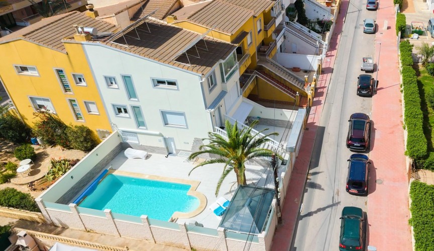 Brukt - Town House -
Torrevieja - Punta Prima