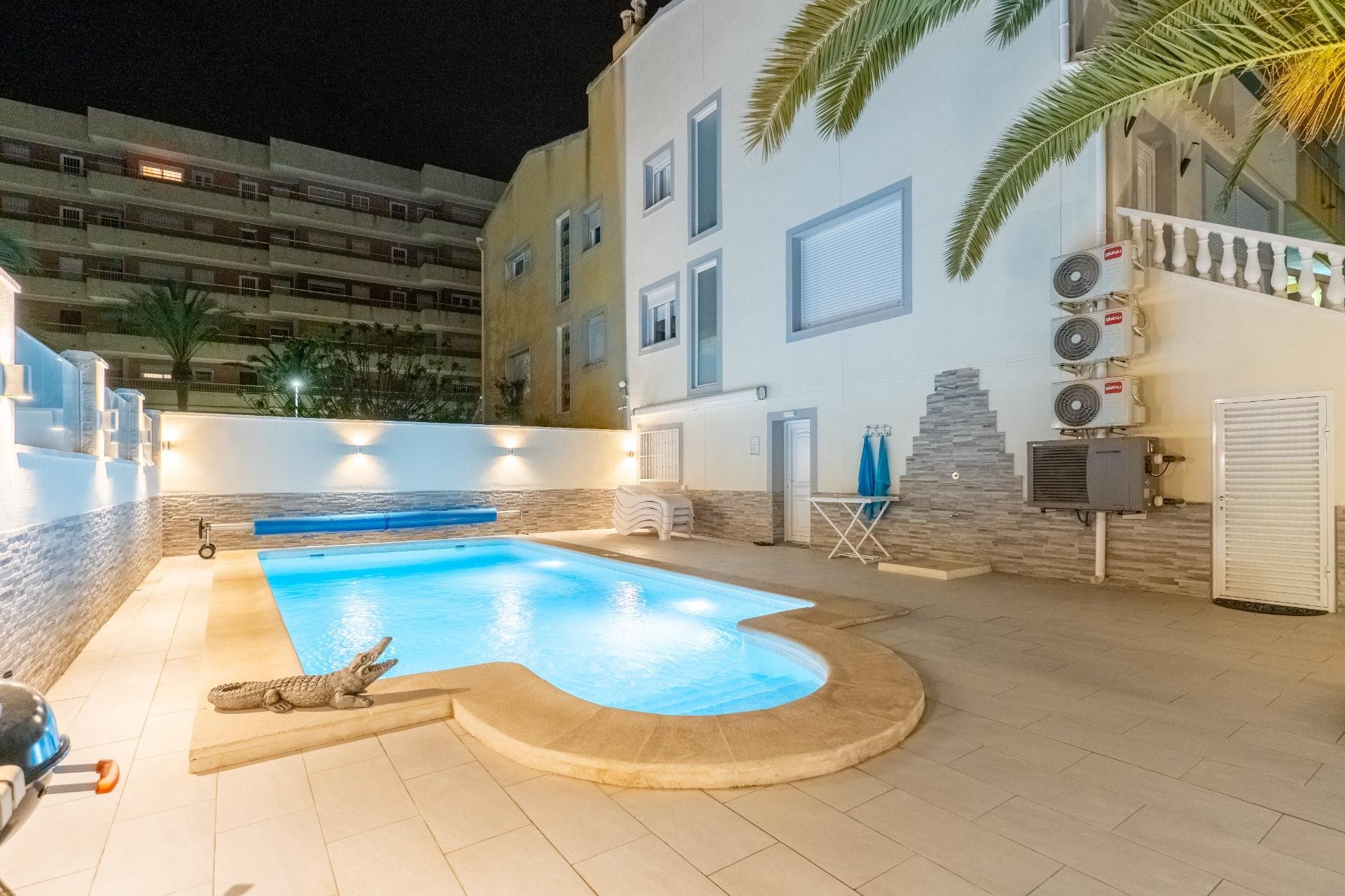 Brukt - Town House -
Torrevieja - Punta Prima