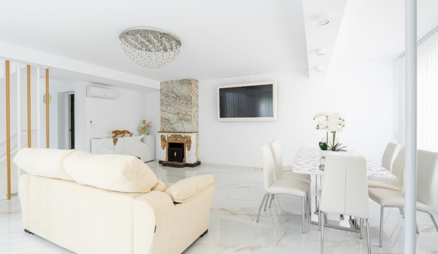 Brukt - Town House -
Torrevieja - Punta Prima