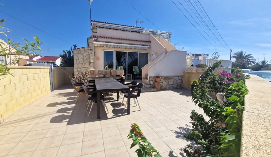 Brukt - Town House -
Torrevieja - Torretas