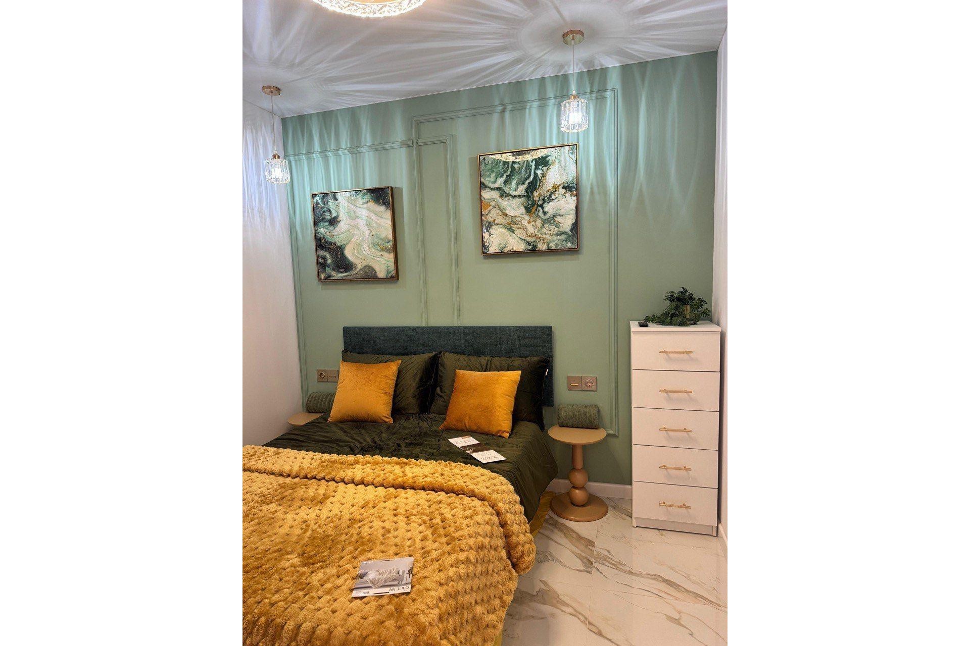 Brukt - Town House -
Torrevieja - Torretas