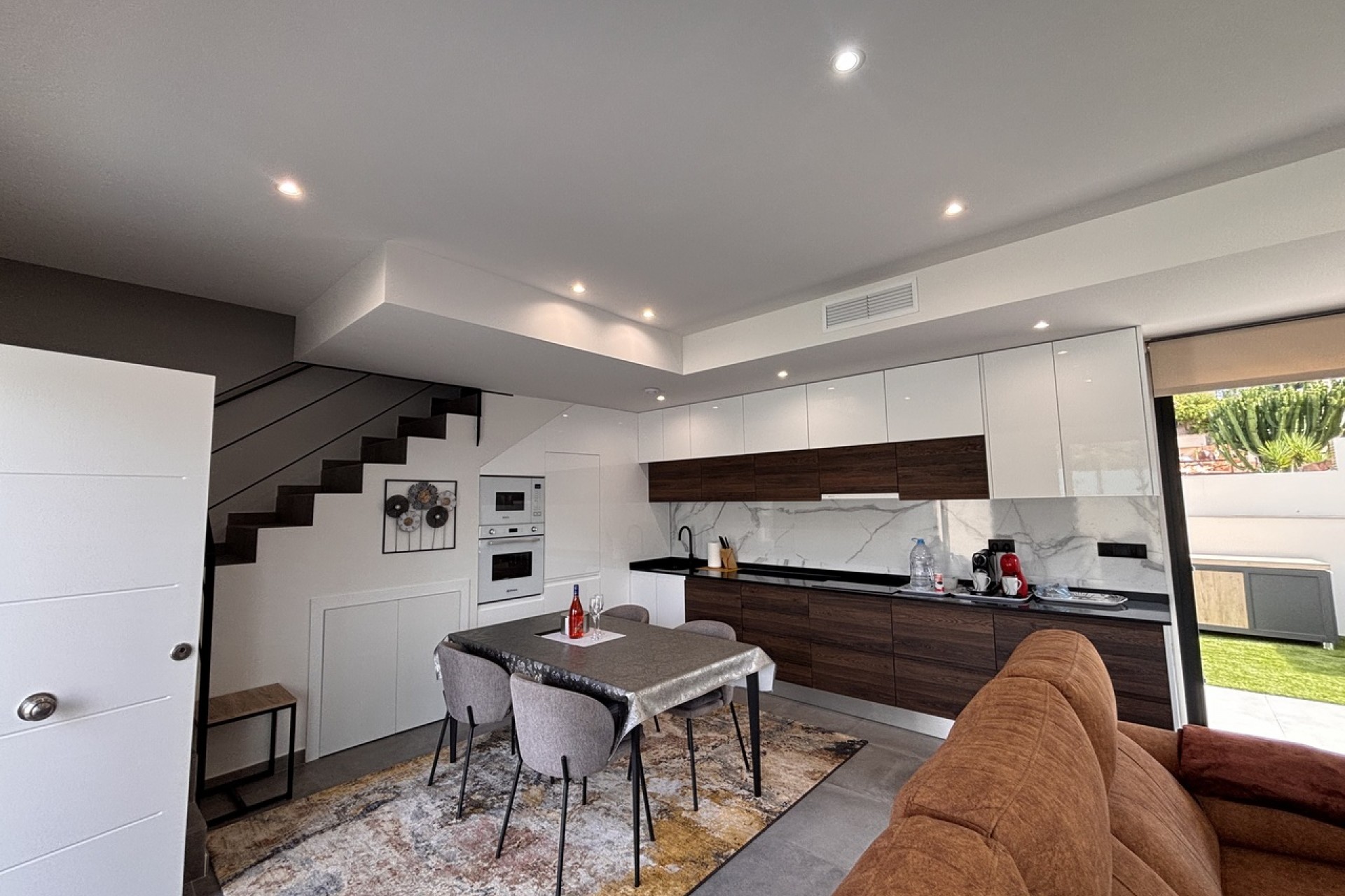 Brukt - Town House -
Villamartin - Costa Blanca