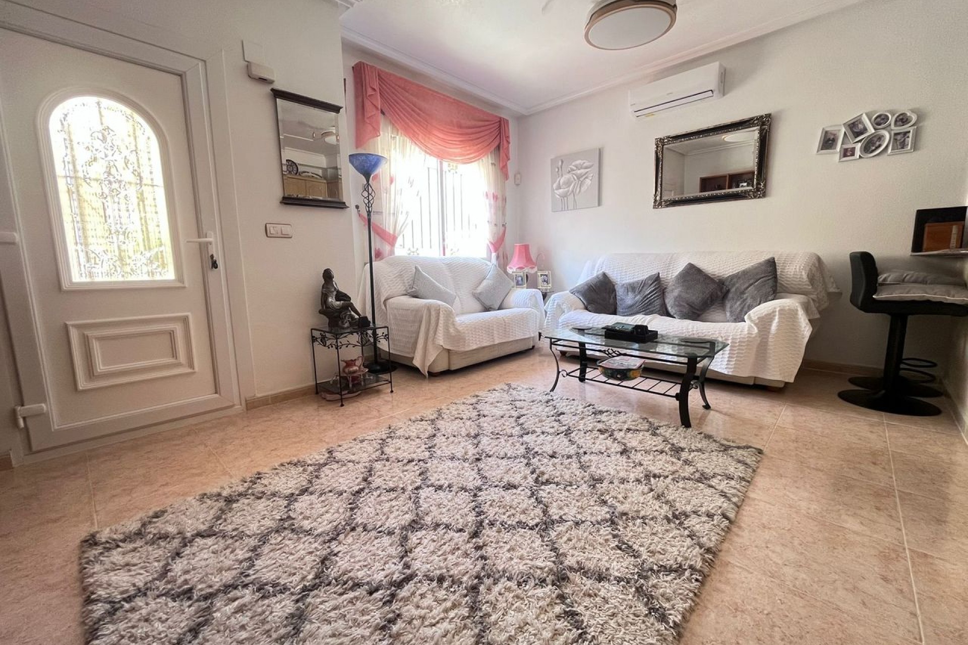 Brukt - Town House -
Villamartin - Costa Blanca