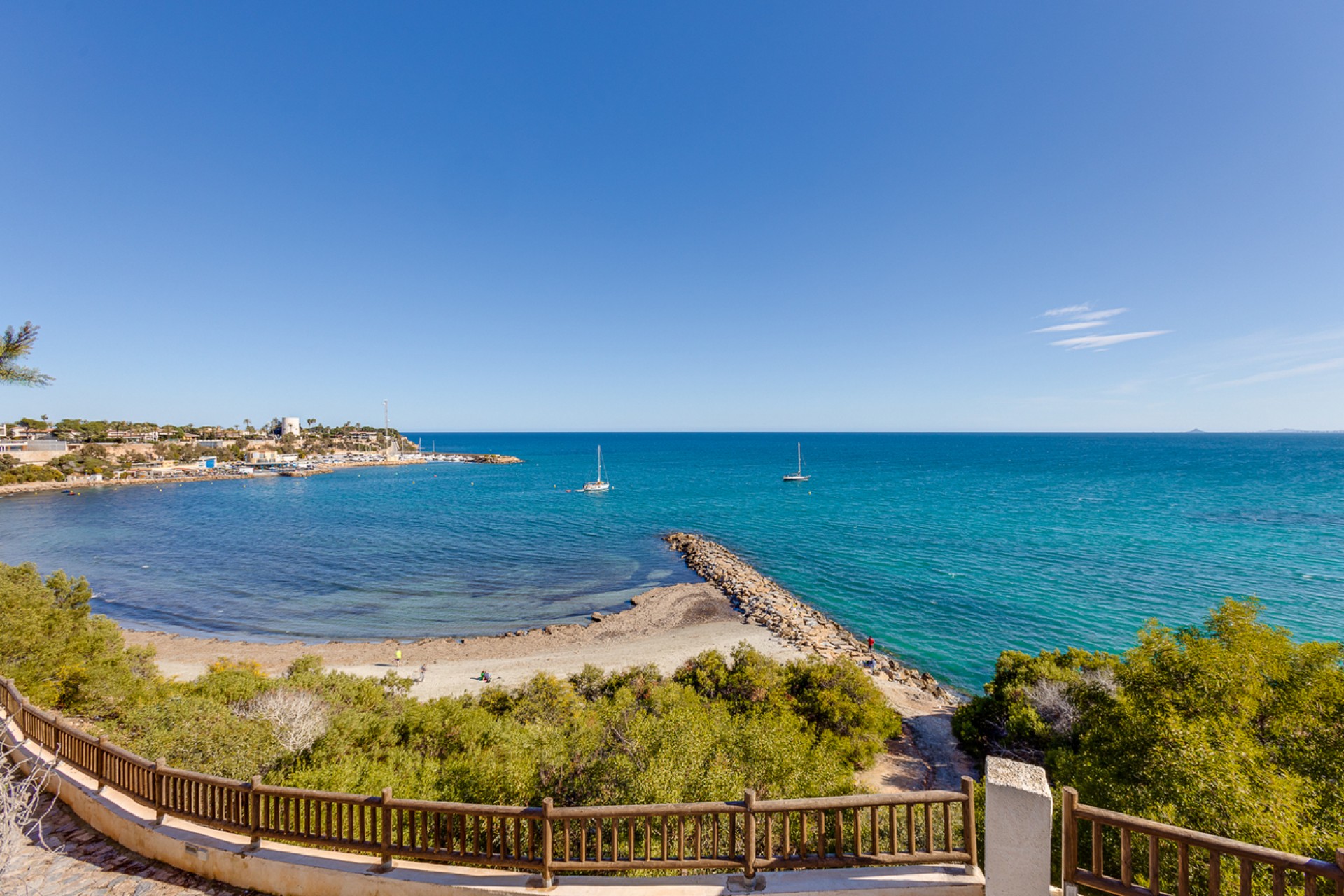 Brukt - Town House -
Villamartin - Costa Blanca