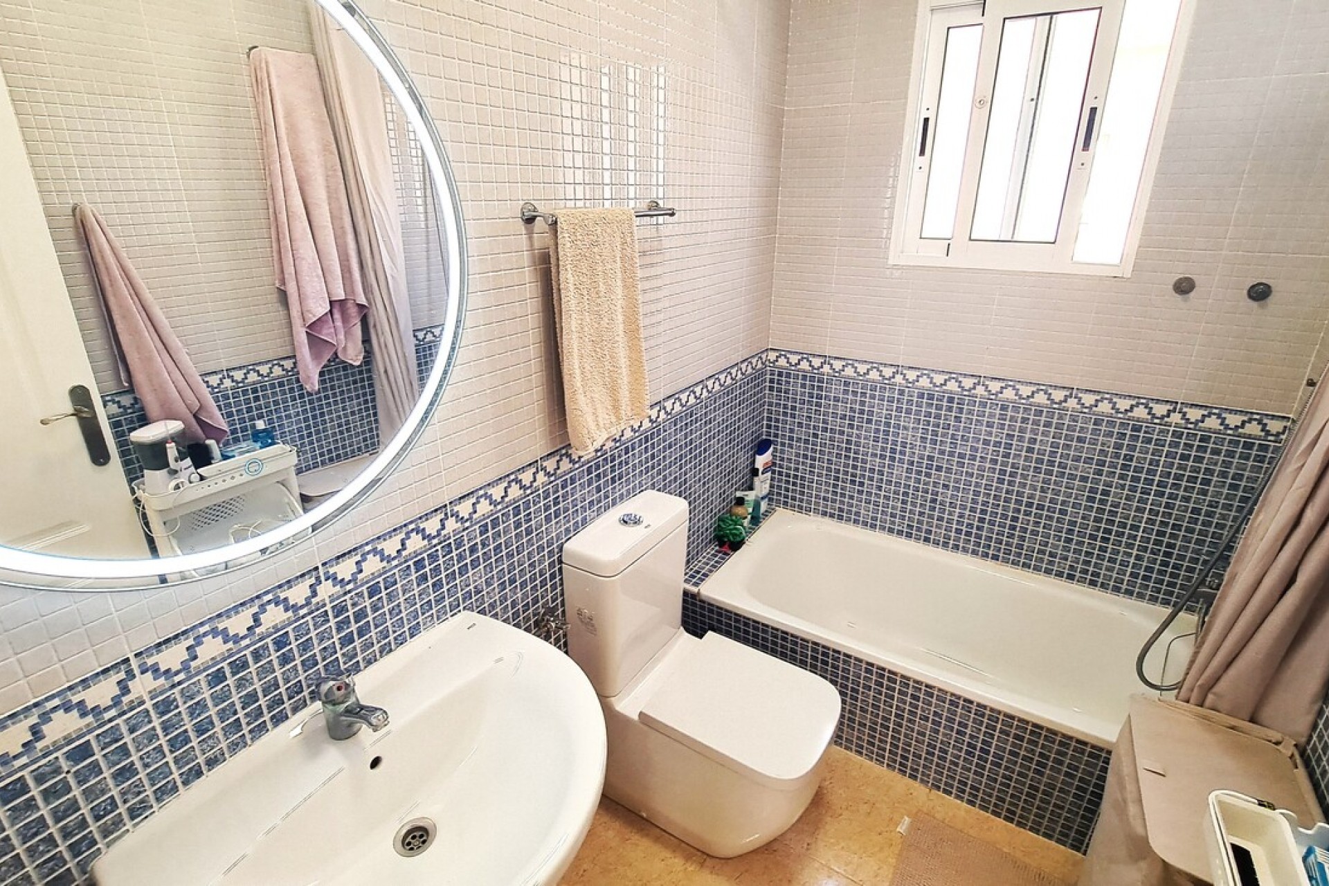Brukt - Town House -
Villamartin - Costa Blanca