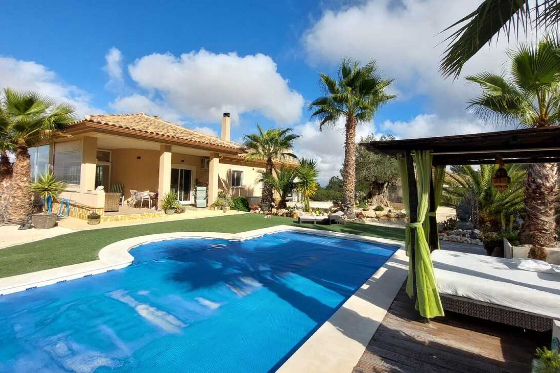 Brukt - Villa -
Abanilla - La Zarza