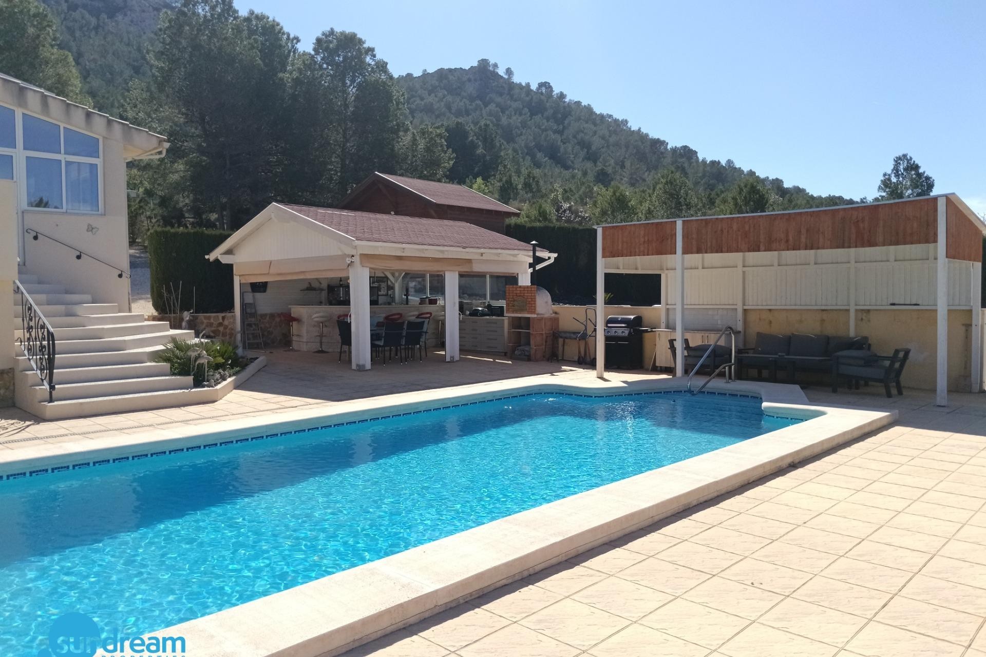 Brukt - Villa -
Abanilla