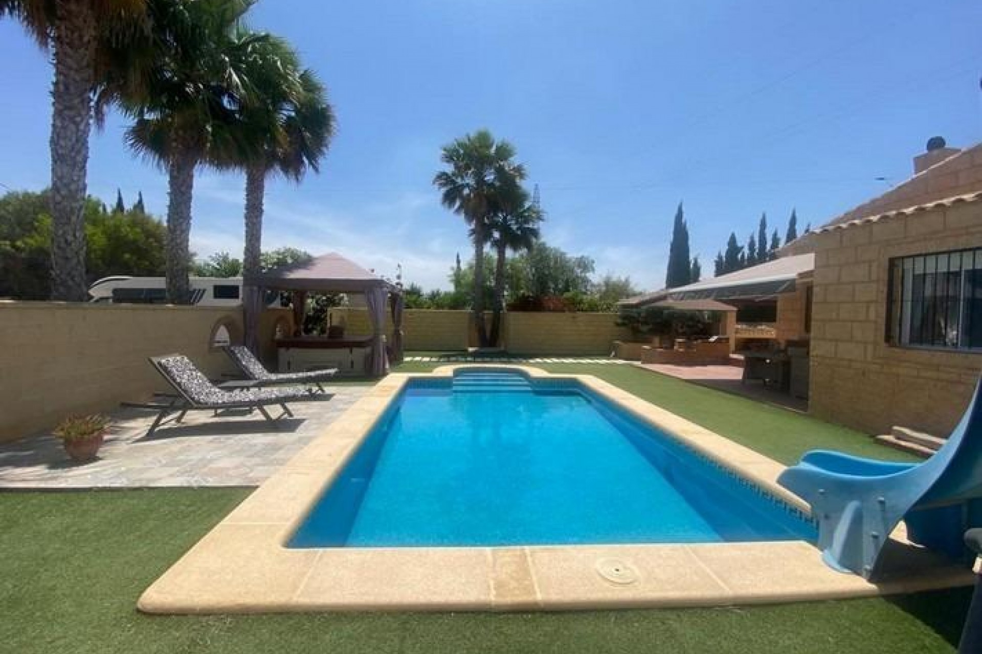 Brukt - Villa -
Albatera - Campo De Albatera